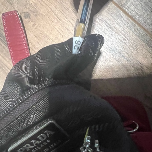 prada vintage crossbody bag Price FIRM thanks - Picture 4 of 14